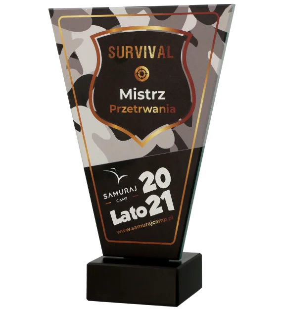 Statuetka-Mistrz-Przetrwania-bok.jpg