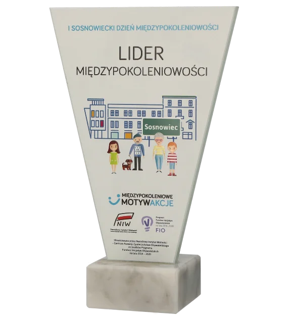 Statuetka-Lider-Miedzypokoleniowosci-bok.jpg