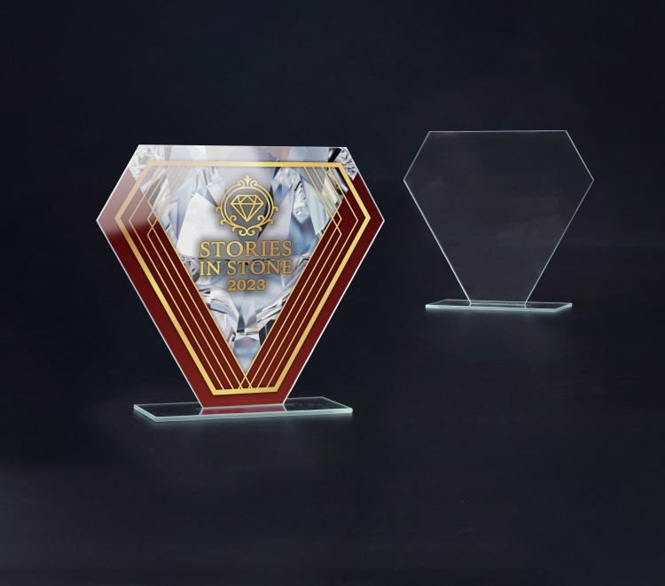 Uniwersalna statuetka sportowa na mistrzostwa i turnieje M79