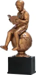 Statuetka Odlewana Uczeń na Globusie 17 cm RP8011/B | Nagroda Edukacyjna Szkolnictwo