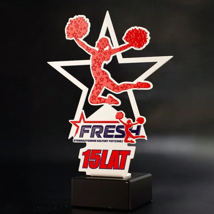 Statuetka Metalowa na Zamówienie