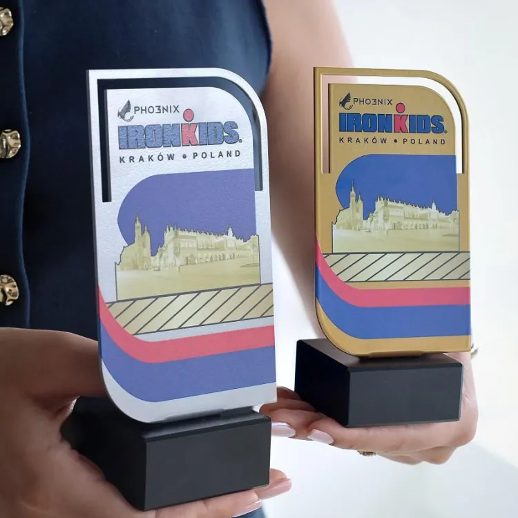 Statuetka Metalowa na Zamówienie