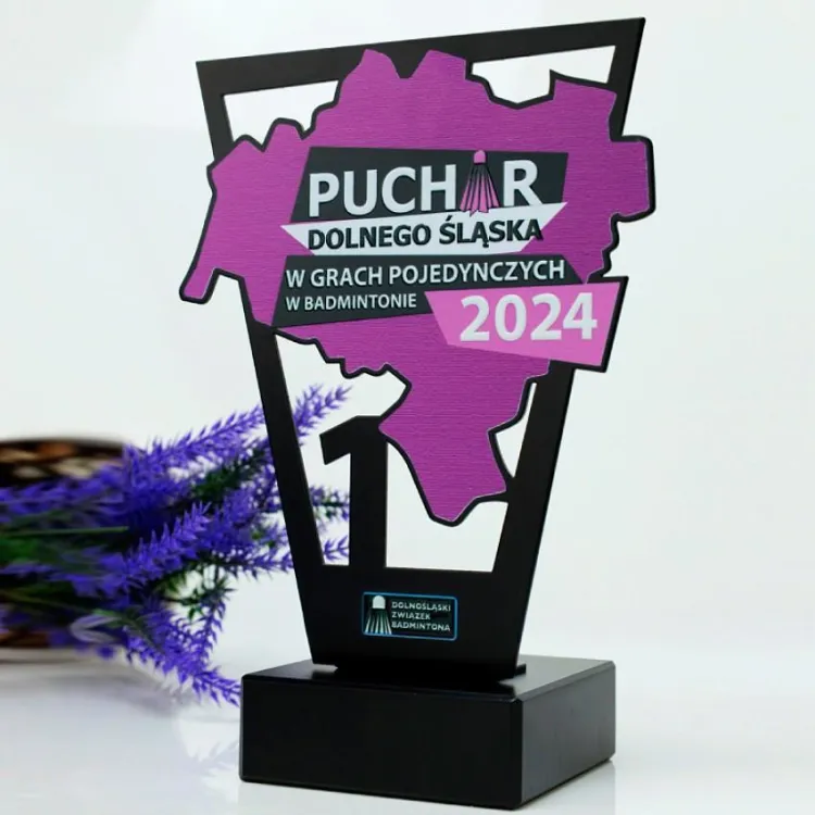 Statuetka Metalowa na Zamówienie