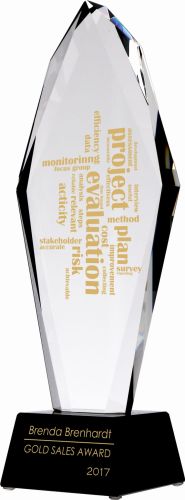 Trofeum ze szkła kryształowego z grawerem C043