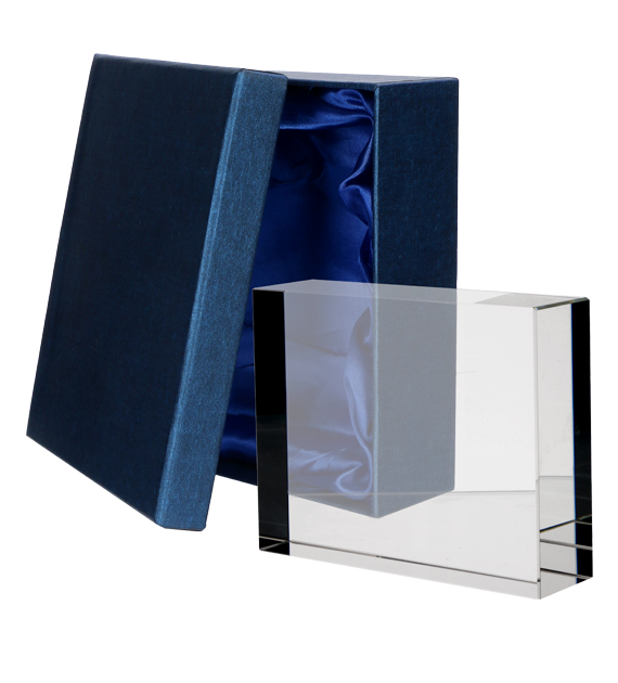 Statuetka szklana masywny blok o grubości 4 cm c056+etui.png