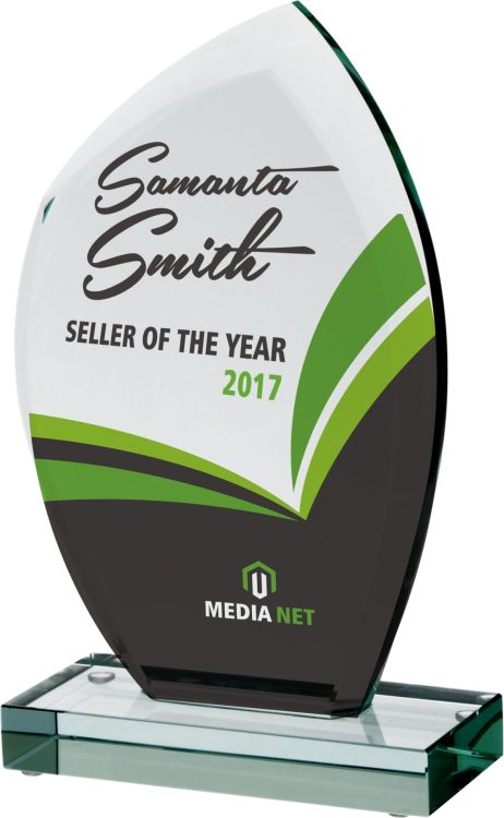 Pamiątkowa statuetka ze szkła na jubileusz firmy i ważne rocznice G010